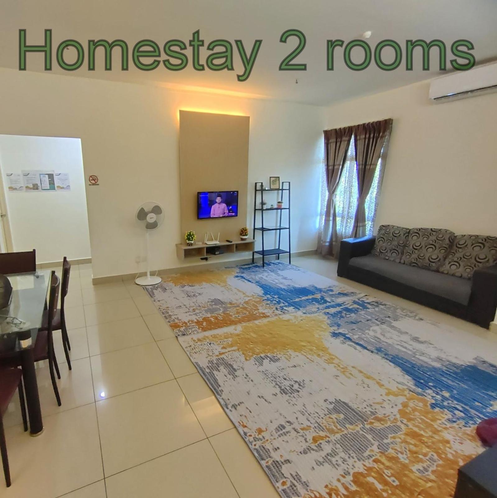 2 Rooms Homestay Deviana Wakaf Che Yeh Кота-Бару Экстерьер фото